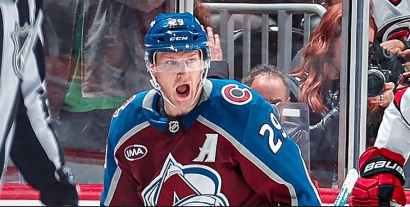 Plus d'assists après 15 matchs joués dans une saison