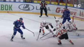 Evgeny Kuznetsov s'offre un petit plaisir