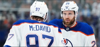 Plus de matchs dans l'histoire de la NHL avec deux coéquipiers marquant au moins trois points