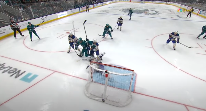 James Reimer s'offre un magnifique arrêt