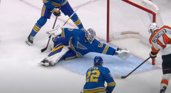 Un bien bel arrêt de Jordan Binnington