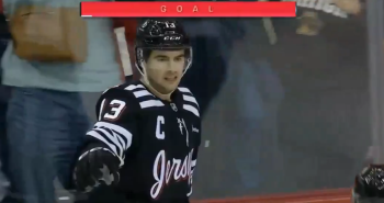 Nico Hischier et Timo Meier se font plaisirs face aux Blackhawks