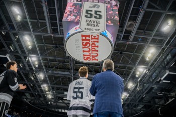 Quelques photos du retrait du maillot de Pavel Rosa