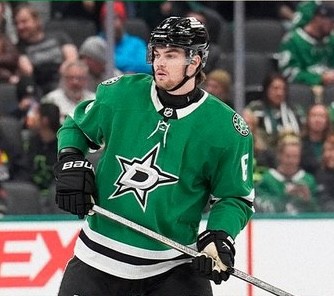 Lian Bichsel retrouve pour l'instant l'AHL