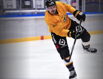 Ville Pokka se décroche un job en Finlande