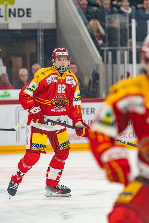 Jonah Neuenschwander fait parler au Canada