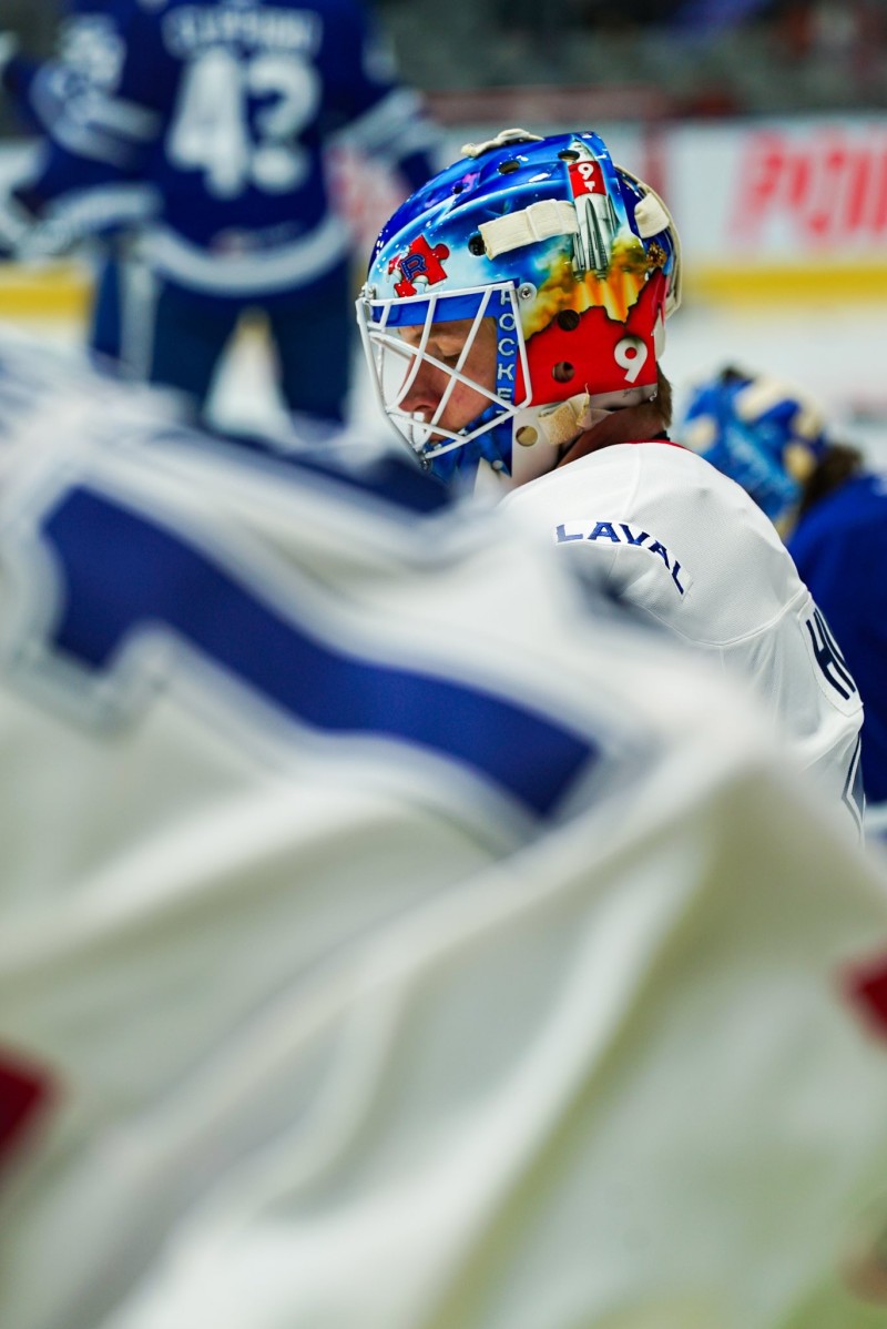 Un rare départ et un tout bon match pour Connor Hughes
