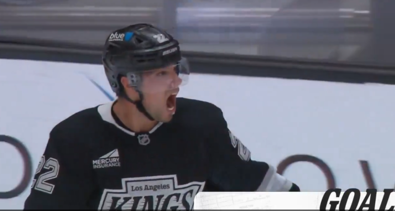 Kevin Fiala nimmt am klaren Sieg der Kings über die Golden Knights teil