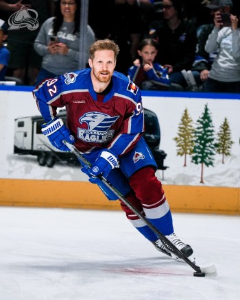 Gabriel Landeskog fait son grand retour après plus de 1'000 jours d'absence