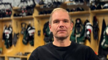 Tomas Mitell et Stefan Hedlund derrière le banc de Lugano