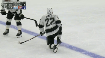 La saison de NHL de Kevin Fiala est également terminée, il faudra un septième match entre l'Avalanche et les Stars