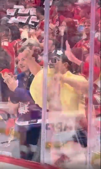 Un fan des Leafs particulièrement enthousiaste