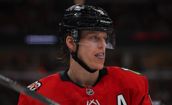 Les Oilers acquièrent Connor Murphy en provenance de Chicago