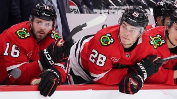 Les Oilers acquièrent Dickinson et Dach de Chicago