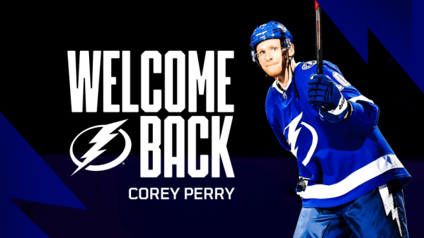 Corey Perry retourne au Lightning de Tampa Bay