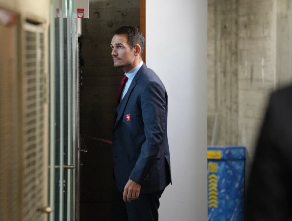 Le point sur l'effectif du HC Kloten,  Reto Berra dans une vision à long terme