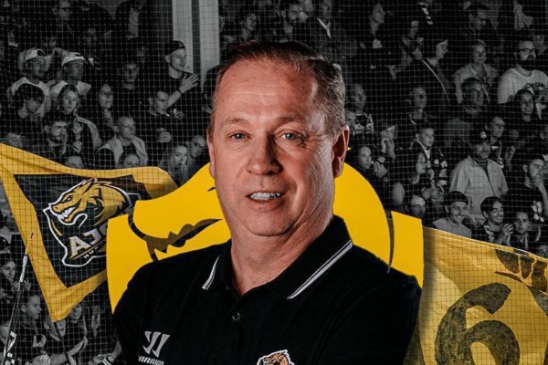 Greg Ireland démis de ses fonctions