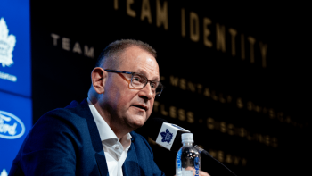 Les Leafs licencient leur  GM