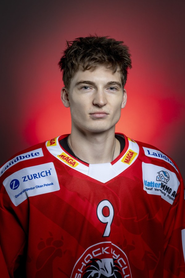 Gianluca Ogi reste fidèle à l'EHC Winterthur