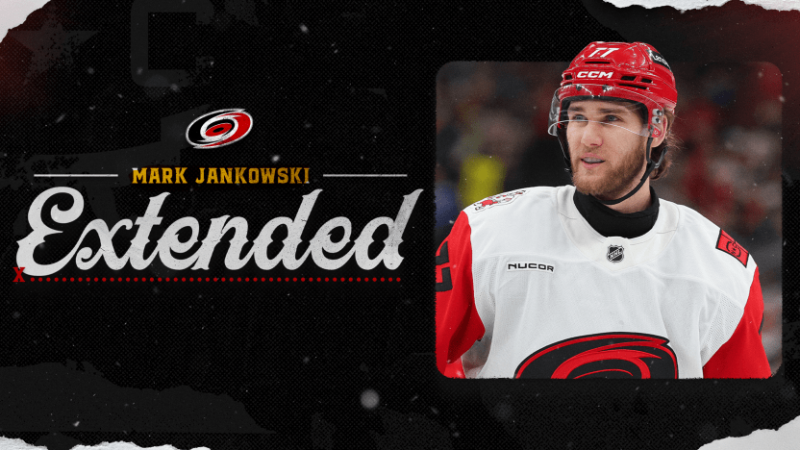 Carolina prolonge Mark Jankowski pour deux saisons