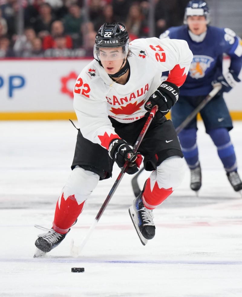 Le Canada accueille deux renforts pour les championnats du monde