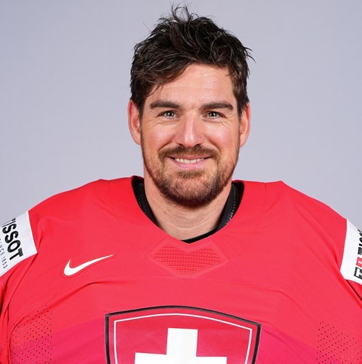 Toujours malade, Reto Berra devrait cependant bientôt rejoindre l’équipe de Suisse