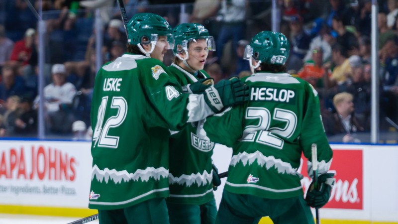 Everett trifft im Memorial Cup Halbfinale auf Chicoutimi