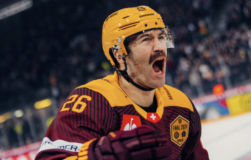 Daniel Winnik nimmt kein Blatt vor den Mund bezüglich Mike Babcock und hinterfragt die Trainerwahl von Jim Hiller in Toronto