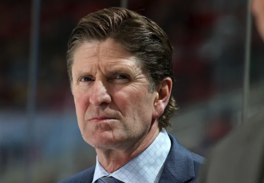 Mike Babcock prend malgré tout les commandes des Oilers d’Edmonton