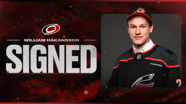 Les Hurricanes offrent un contrat d’entrée à leur espoir suédois