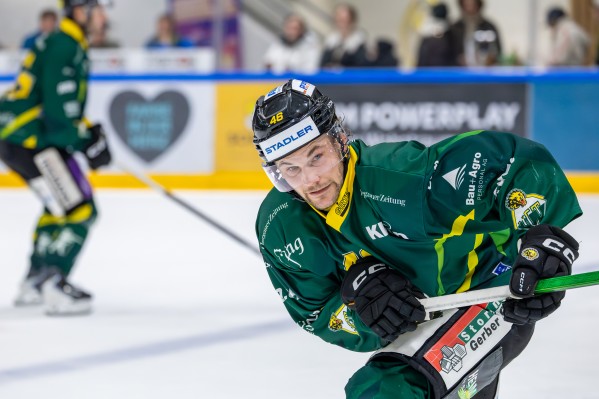 Adam Rundqvist verlängert um eine Saison beim HC Thurgau