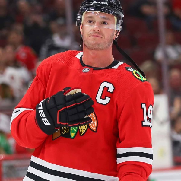 Die Blackhawks möchten Jonathan Toews eine letzte Abschiedszeremonie ermöglichen