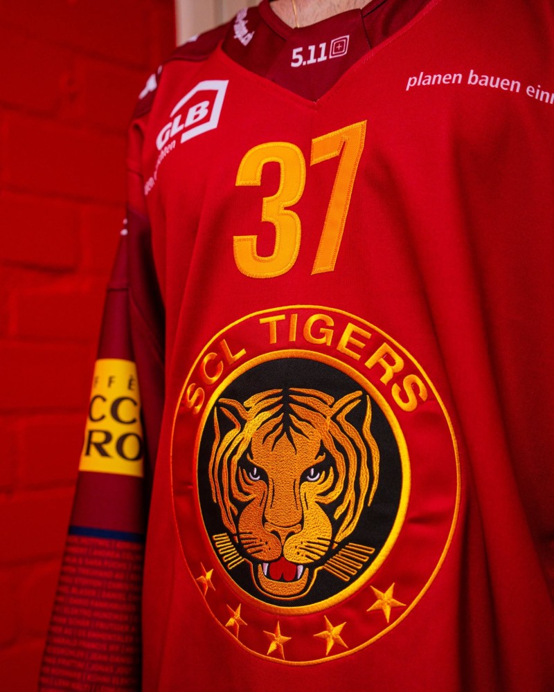 Et Langnau dévoile également ses maillots pour la nouvelle saison