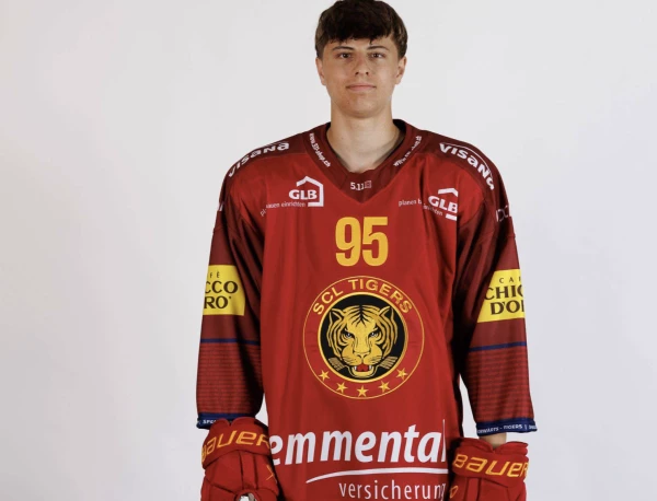 Premier contrat professionnel pour Niclas Rentsch