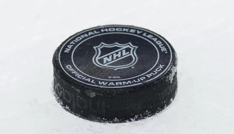 Vers un plafond salarial record de 127,5 millions en NHL