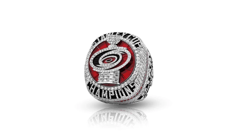 Les Hurricanes dévoilent leur bague de champions
