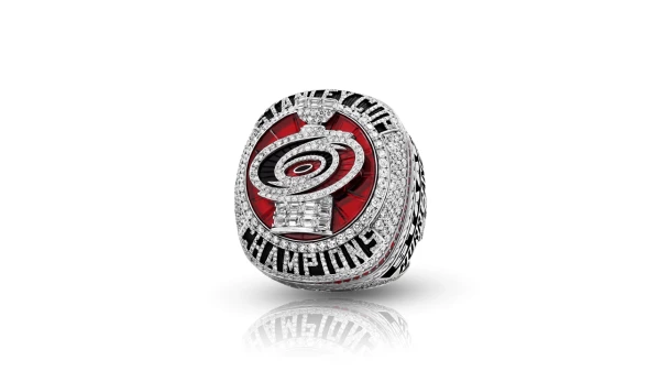 Les Hurricanes dévoilent leur bague de champions