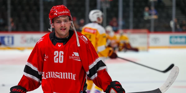 Coup dur pour le Lausanne HC : Erik Brännström blessé à l'épaule et absent de nombreuses semaines