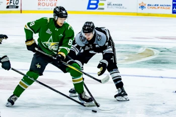 Tour du chapeau et première étoile pour Maxime Sauthier malgré le revers des Foreurs