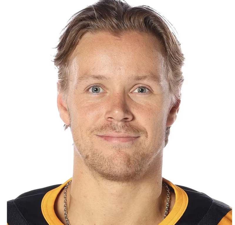 Mikkel Aagaard n'exclut pas une future aventure en Suisse alors que son avenir à Skellefteå s'interroge