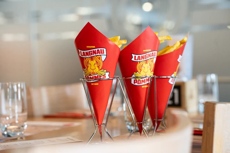 Das kulinarische Phänomen der Langnau-Pommes hat seine offizielle Hymne