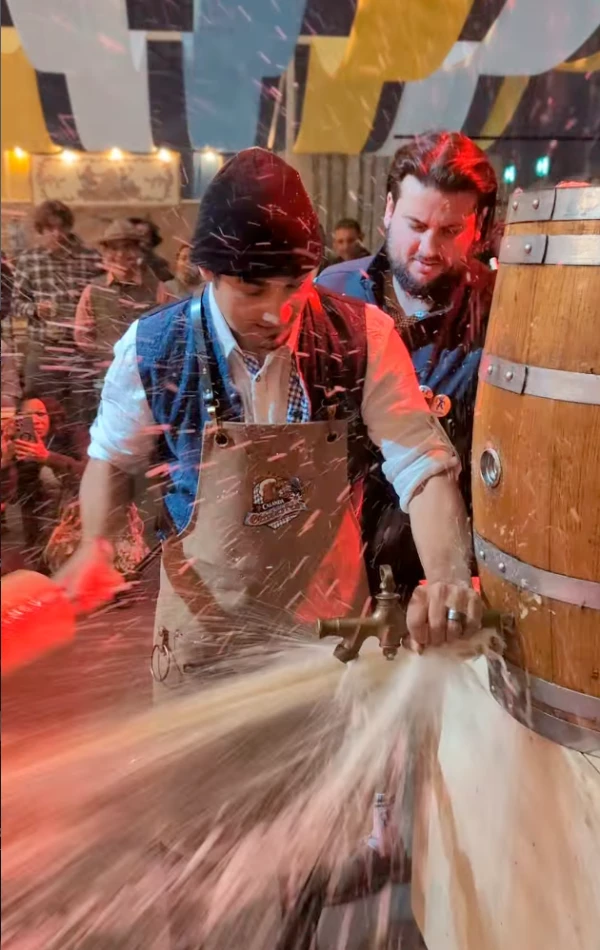 Entame d'Oktoberfest humide pour Andrès Ambühl