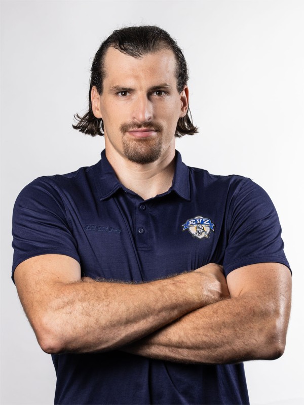 Daniel Vozenilek